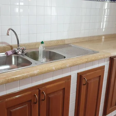 Appartamento Finemente Arredato A Vibo Valentia 아파트