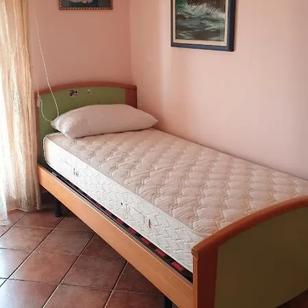 Appartamento Finemente Arredato A Vibo Valentia